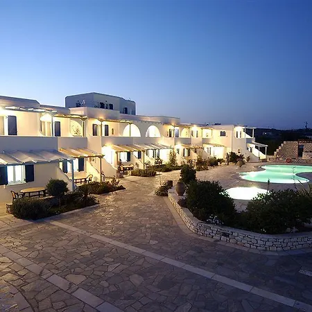 Fyrogenis Palace 아파트호텔 Páros