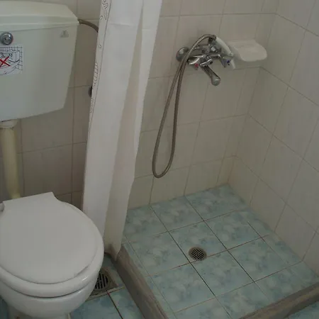 Fyrogenis Palace 2*