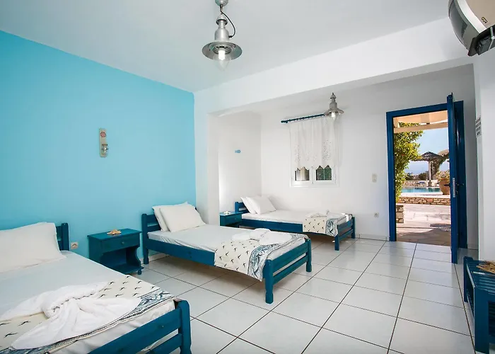 Fyrogenis Palace 2* Parikia (Paros)